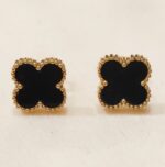 black alhambra series earrings